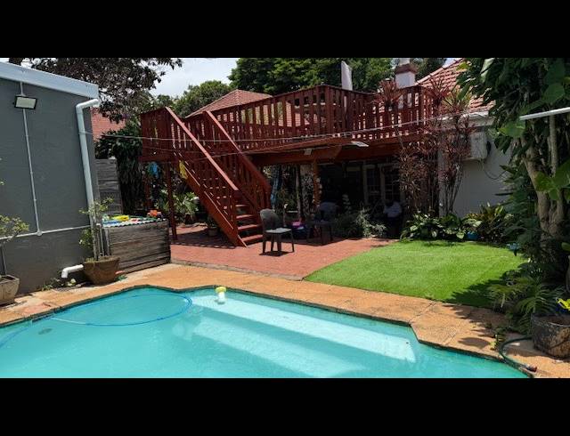 4 BEDROOM HOUSE TO LET IN GLENWOOD